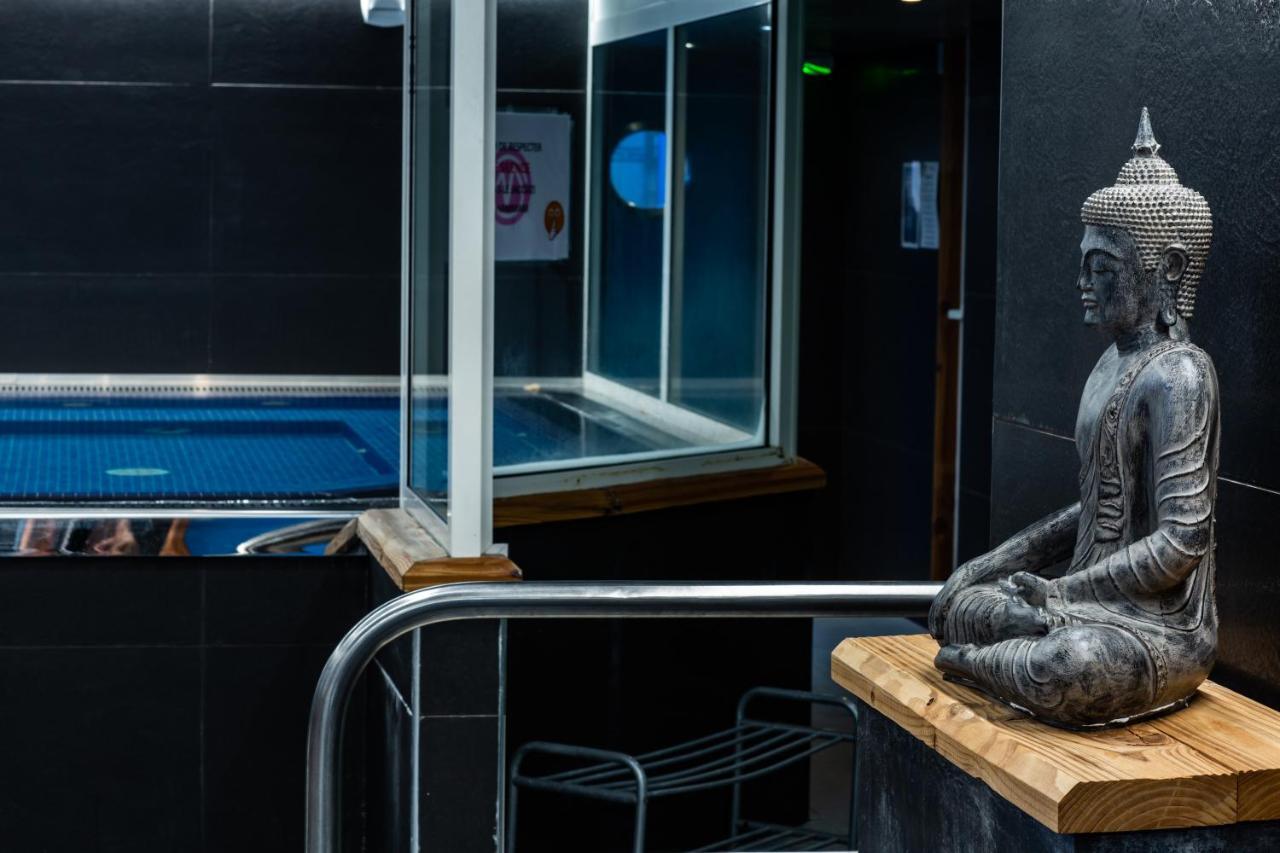 Hotel Club Le Cret Morzine Exterior photo